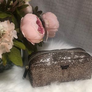 ❤️Victoria’s Secret  bling bling cosmetic case